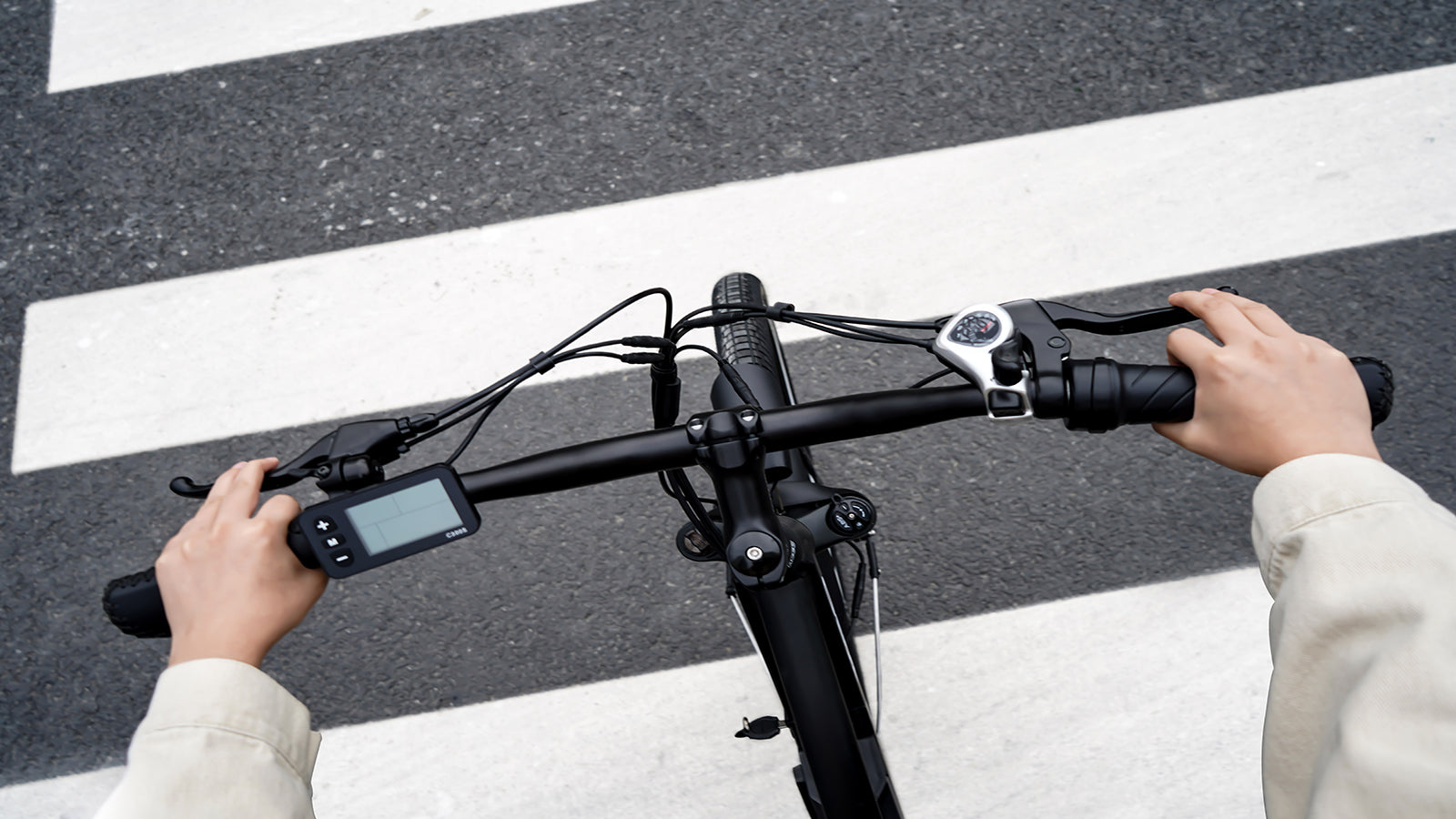 Fat Tire Ebikes vs. Regular Ebikes Which is the Better